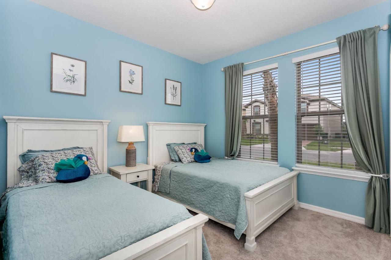 8 Bedroom, 6 Bathroom Upscale Villa Near All The Fun In Kissimmee Exterior foto